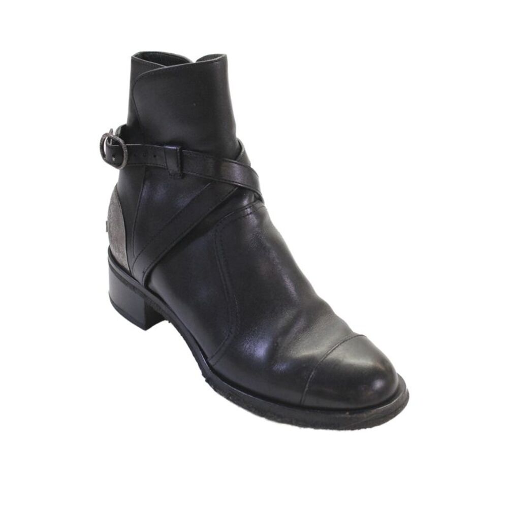 Chanel Women's Roud Toe Leather Block Heel Boots Black Size 7